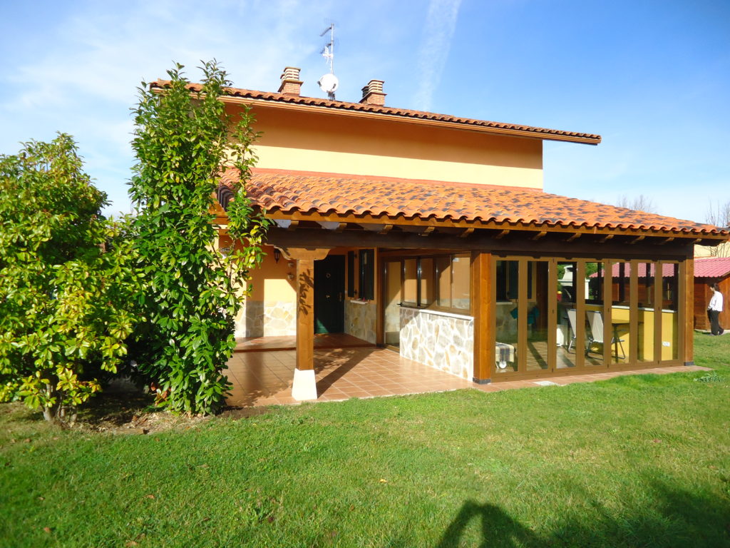 Porche acristalado Ventas de Armentia Alava