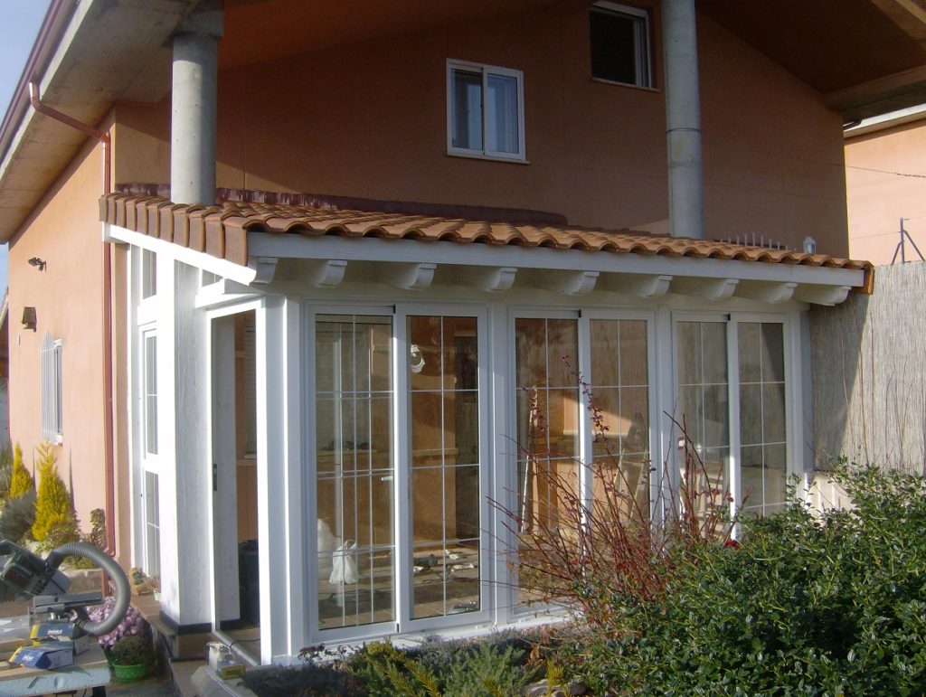 Porche acristalado San Adrián de Juarros Burgos