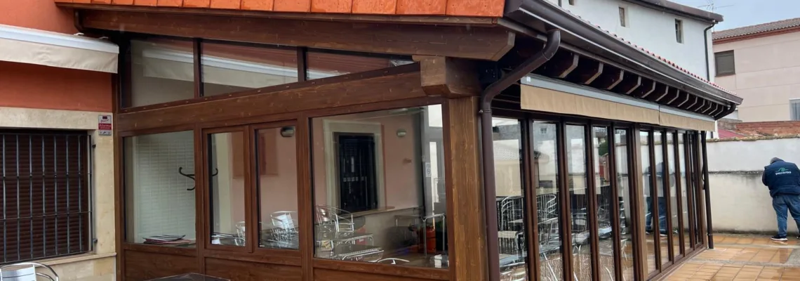 Terraza para bar en Aleson